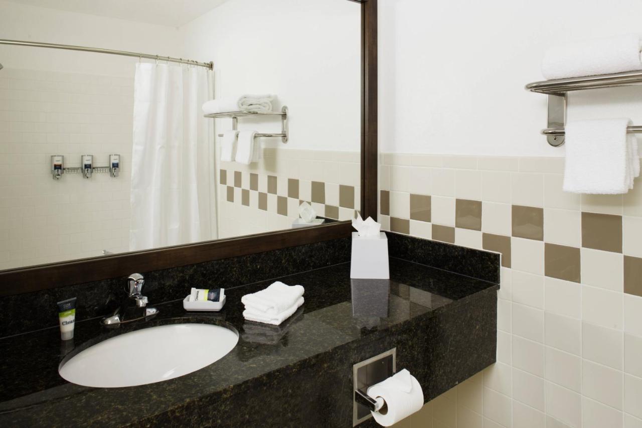 Four Points By Sheraton Fort Myers Airport Kültér fotó