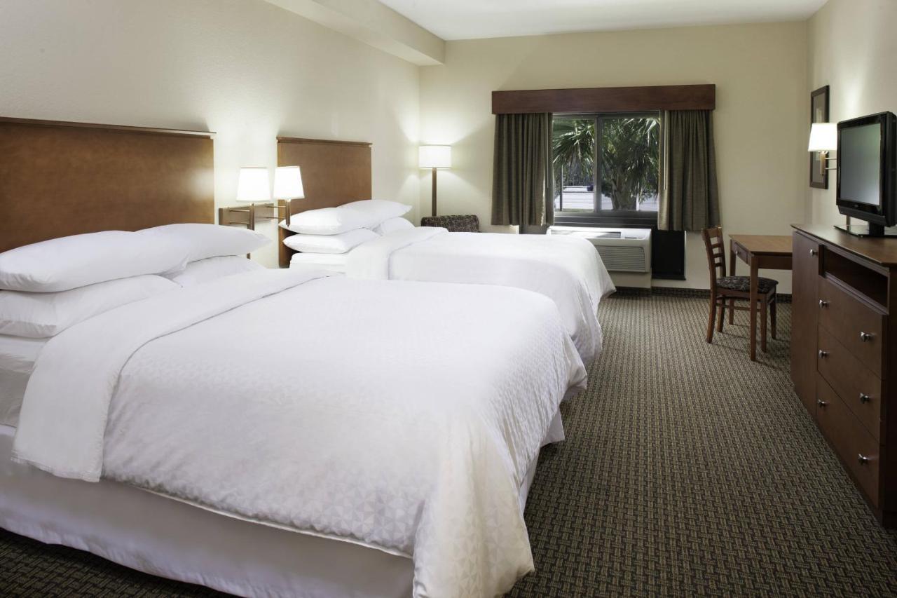 Four Points By Sheraton Fort Myers Airport Kültér fotó